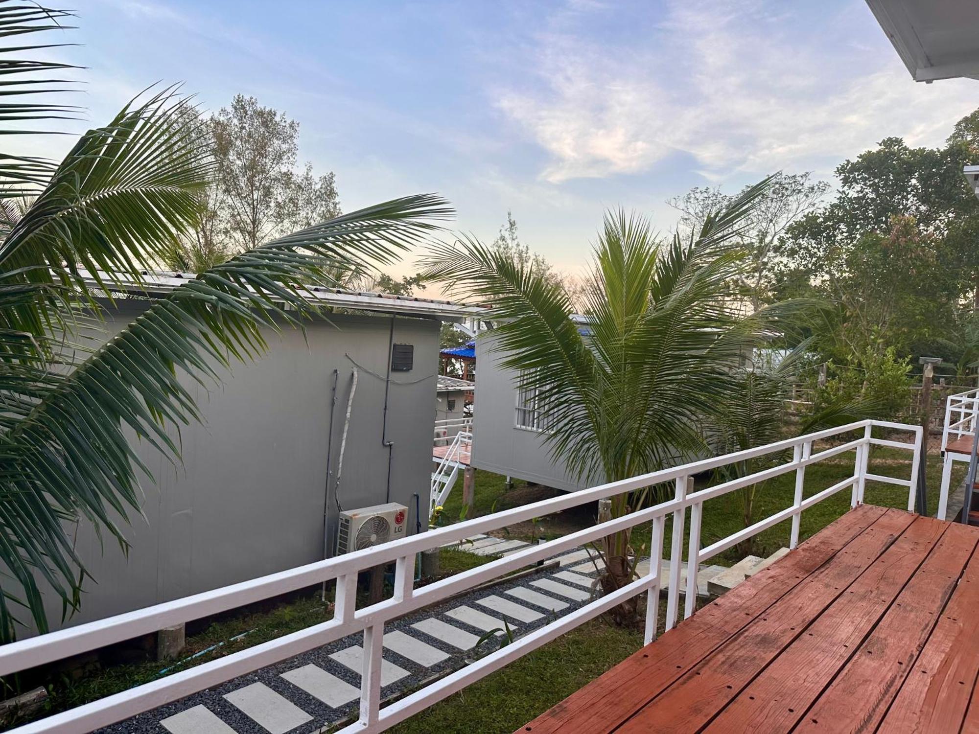 Naroth Beach Bungalow Prek Svay Village 外观 照片