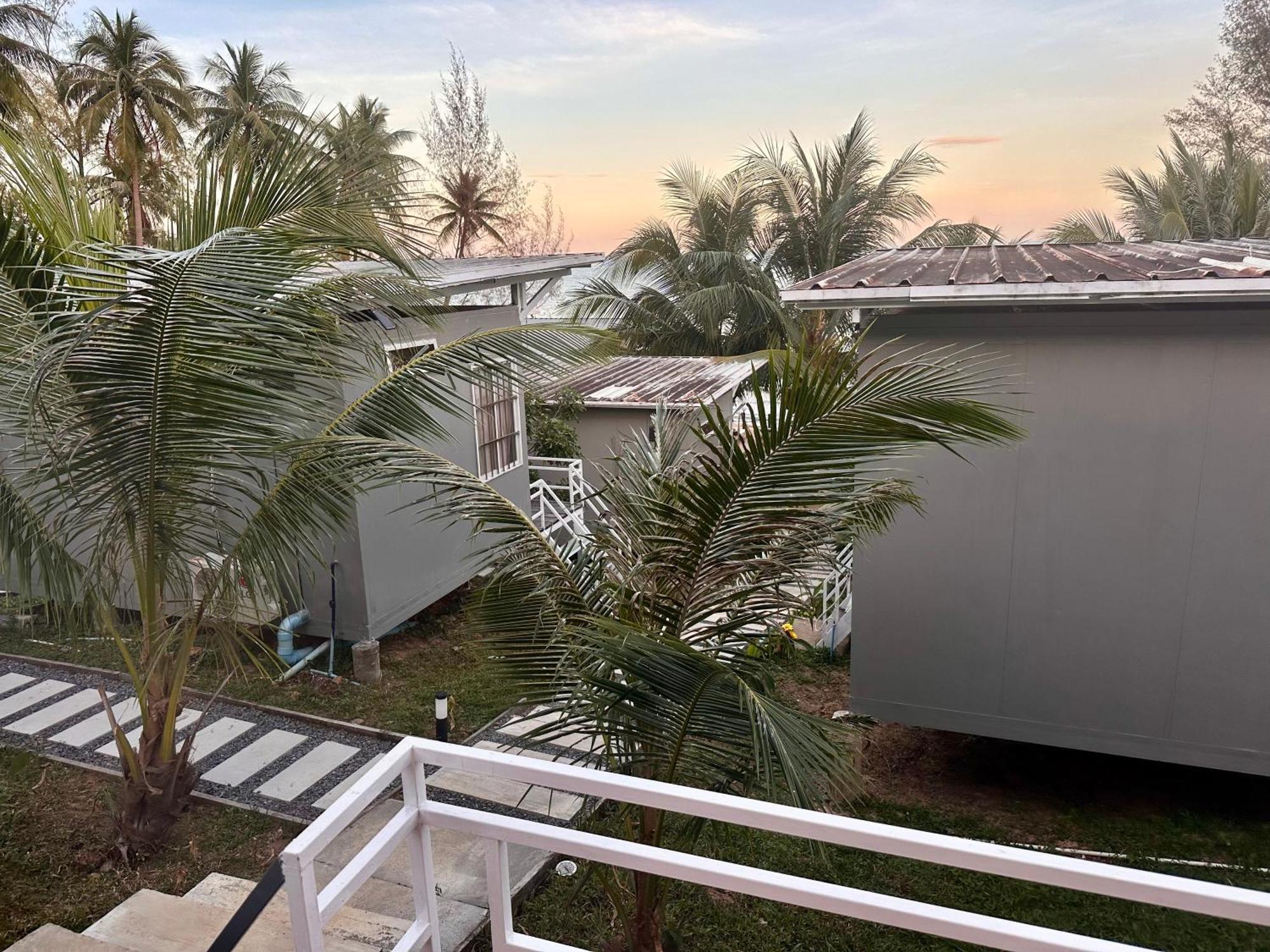 Naroth Beach Bungalow Prek Svay Village 外观 照片