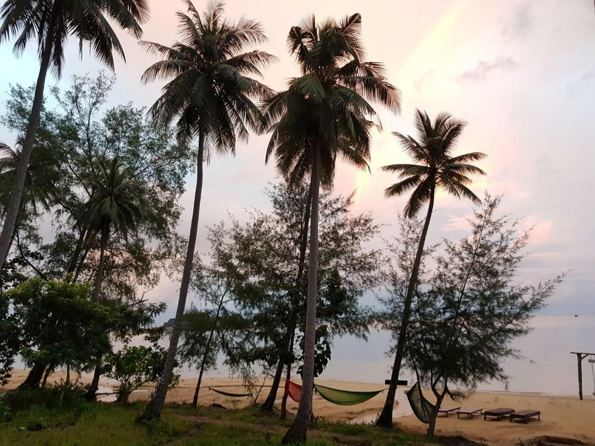 Naroth Beach Bungalow Prek Svay Village 外观 照片